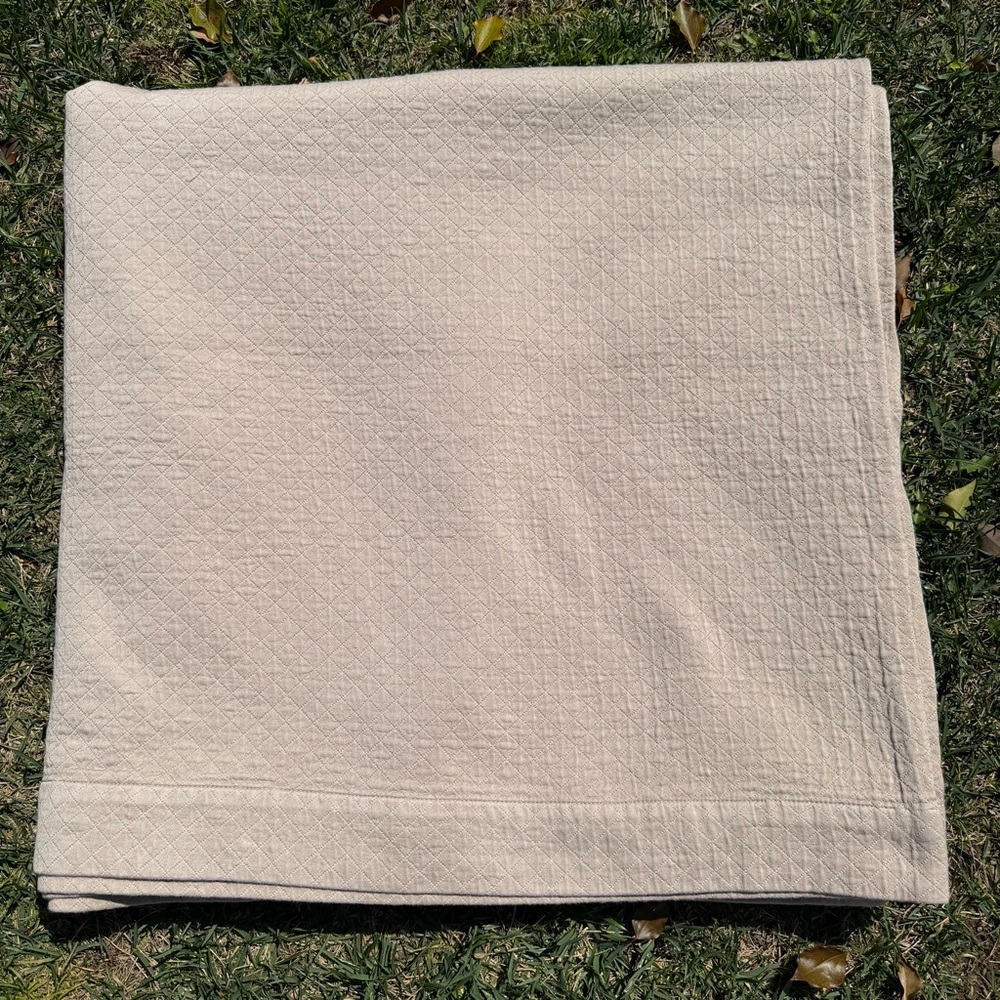 SFERRA Rombo Hand Embroidered Diamond Coverlet Egyptian Cotton Sand Italy READ